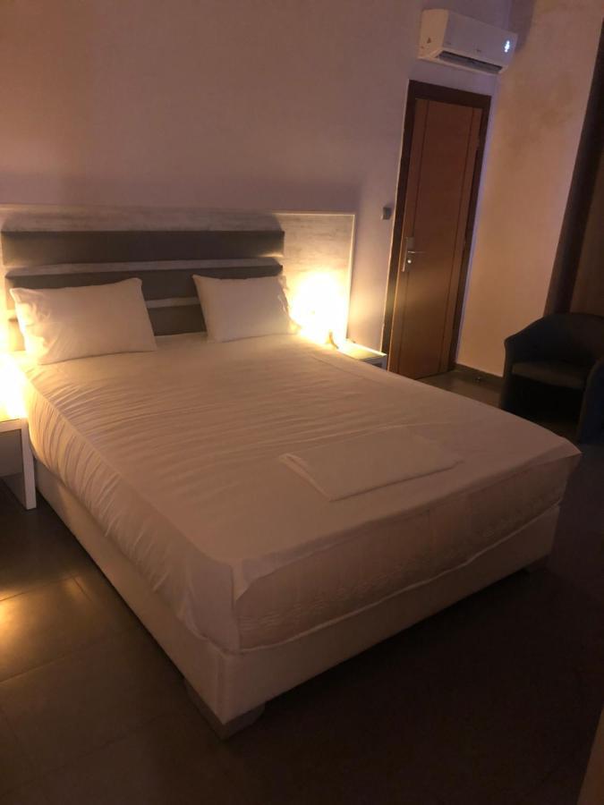 Αφροδίτη Hotel Neon Rysion Eksteriør billede