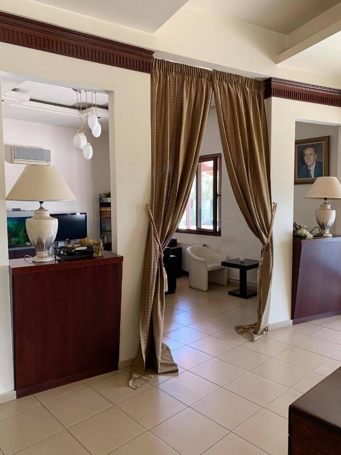 Αφροδίτη Hotel Neon Rysion Eksteriør billede