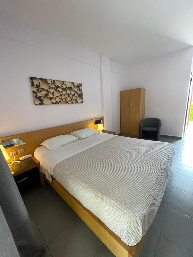 Αφροδίτη Hotel Neon Rysion Eksteriør billede